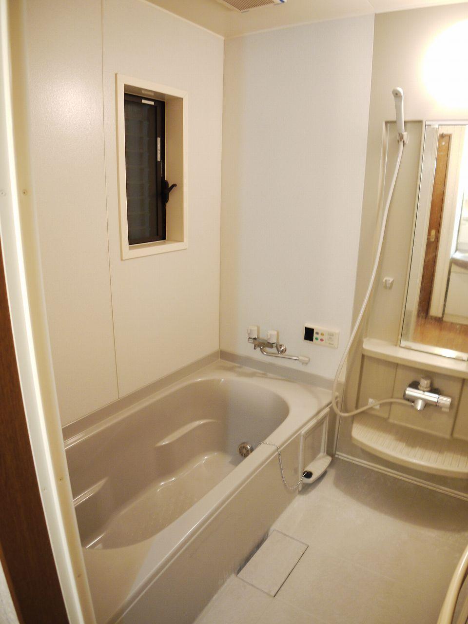 Bathroom. It comes with a unit bath of spacious 1616 size solar water heater, You can save the summer of gas prices