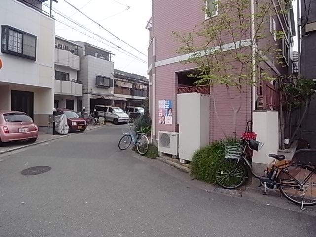 Local appearance photo