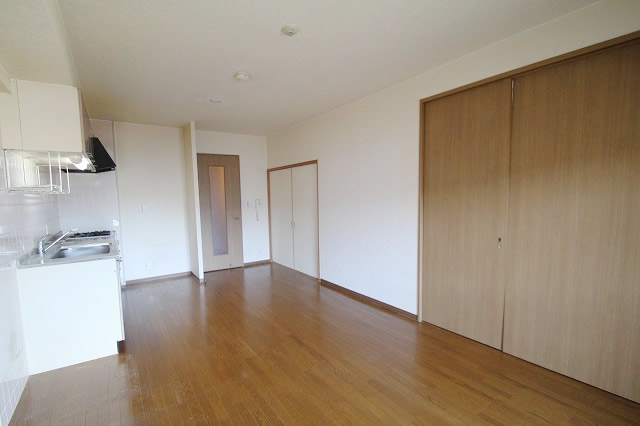 Living and room. 12.5 Pledge of relaxing space