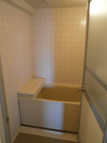 Bath. Bathroom