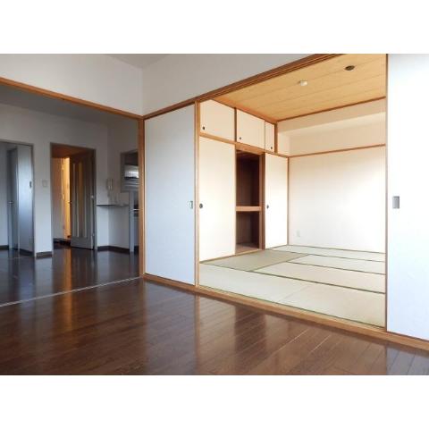 Living and room