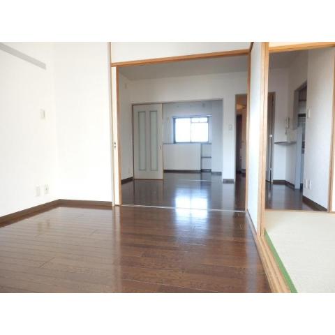Living and room