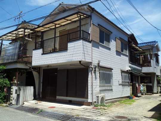 Local appearance photo. Exterior (1)