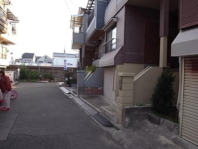 Local appearance photo