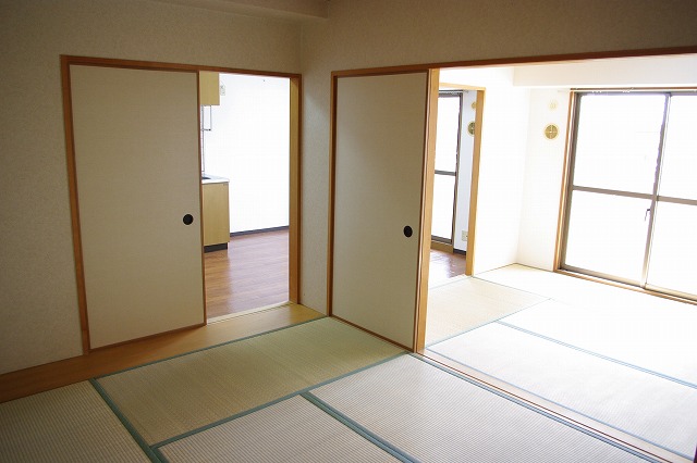 Living and room