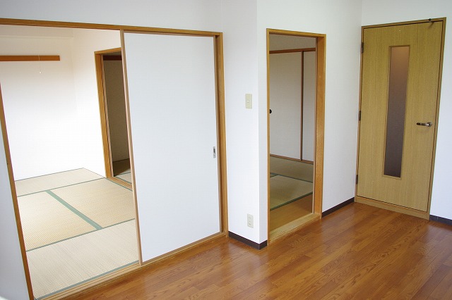 Living and room