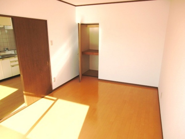 Other room space. Western-style (1)