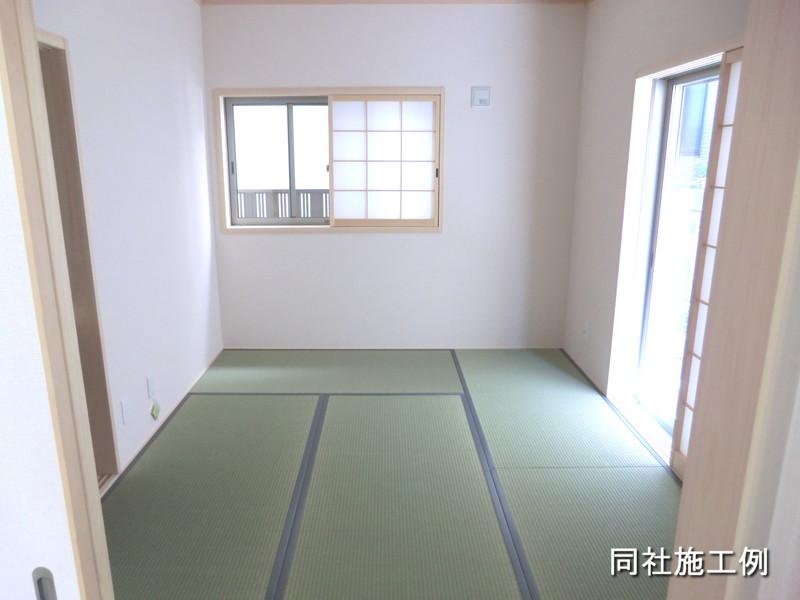 Same specifications photos (Other introspection). (Same specifications photo)