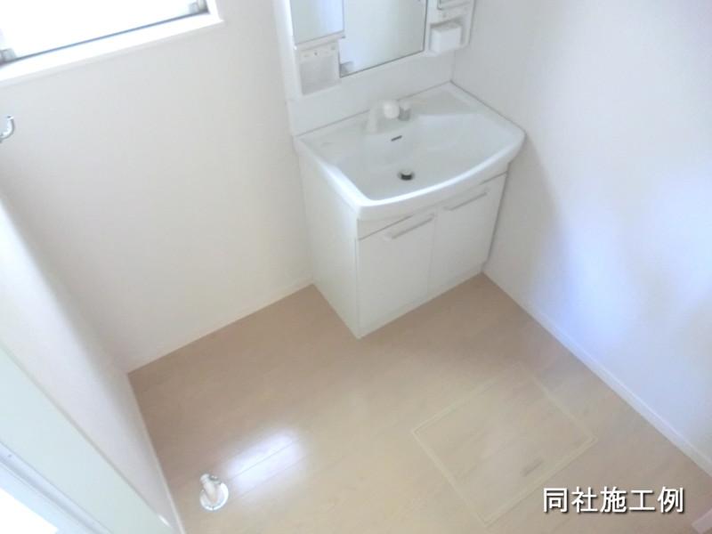 Same specifications photos (Other introspection). (Same specifications photo)