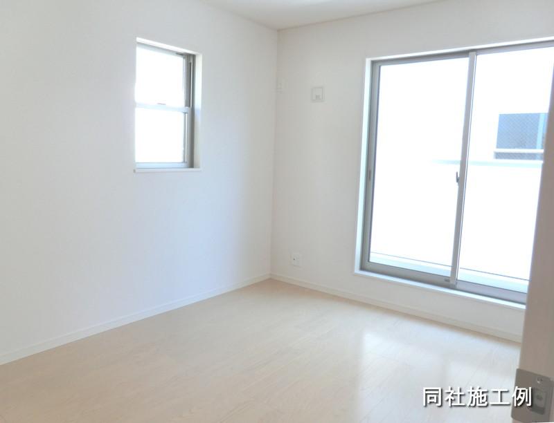 Same specifications photos (Other introspection). (Same specifications photo)