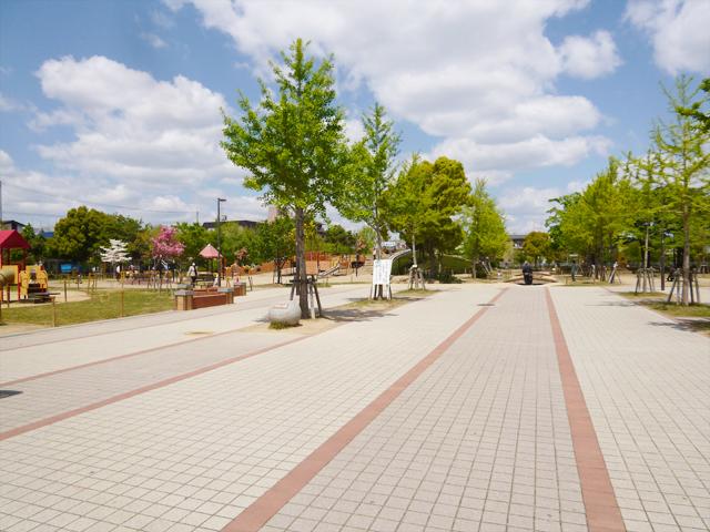 park. 400m until Sasahara park