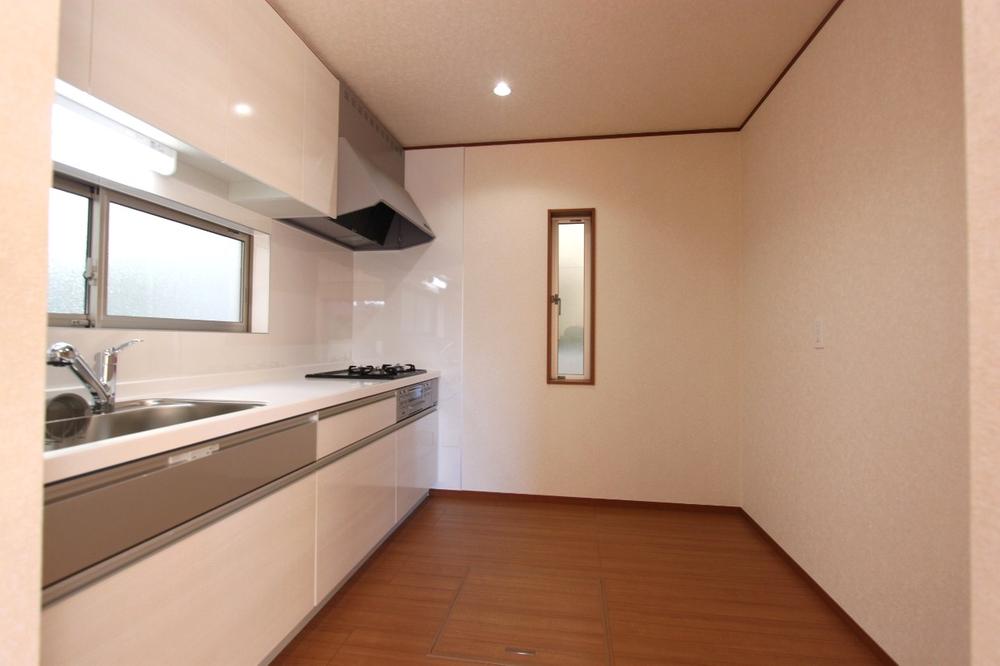 Same specifications photo (kitchen).  ◆ Kitchen same specifications