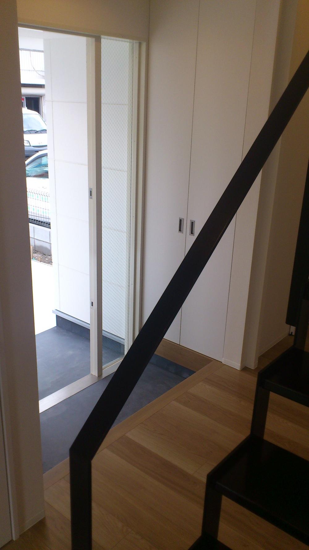 Entrance. Local (10 May 2013) Shooting