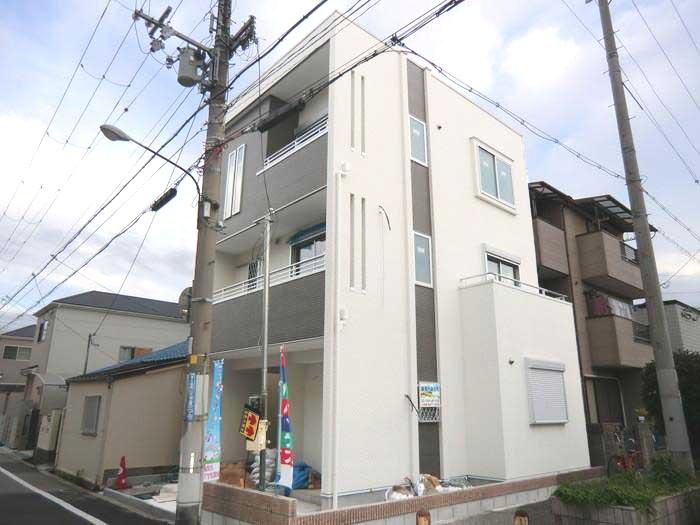 Local appearance photo