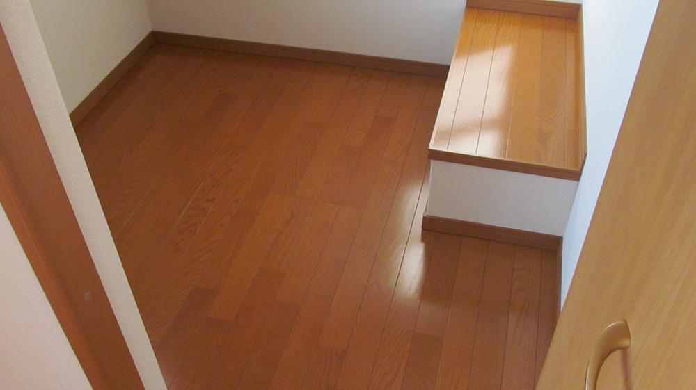 Receipt. Happy walk-in closet. There is a closet in the living room in addition to this!