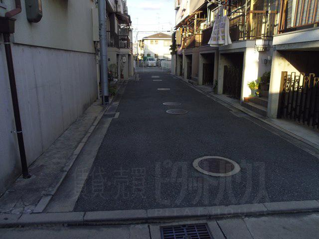 Local photos, including front road