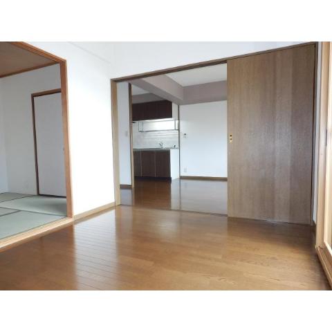 Living and room