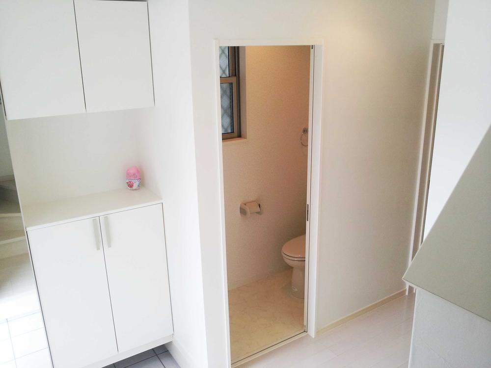 Entrance. Local (10 May 2013) Shooting