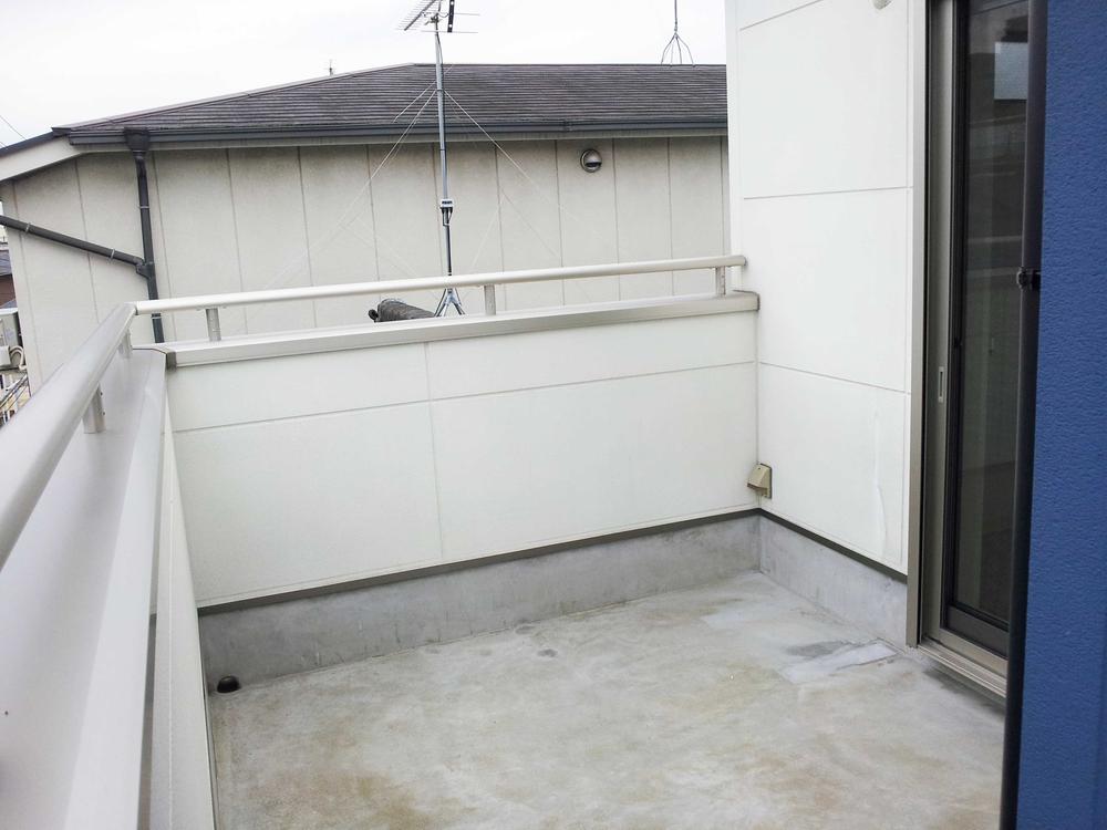 Balcony. Local (10 May 2013) Shooting