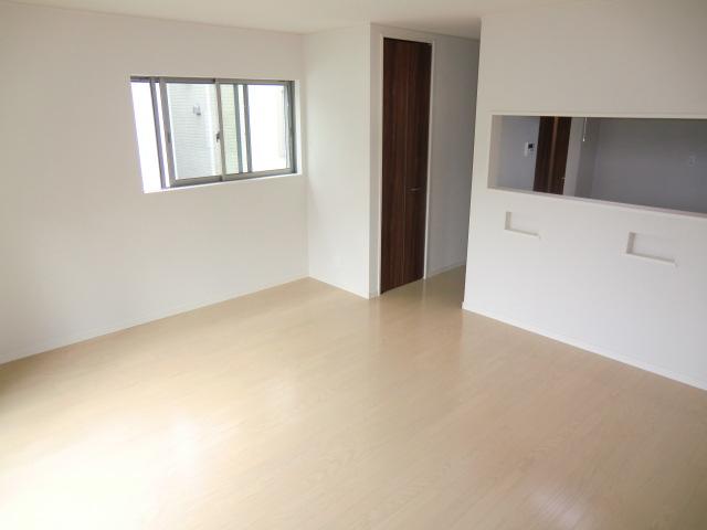 Living. Local photos (living) Unnecessary and easy care wax!