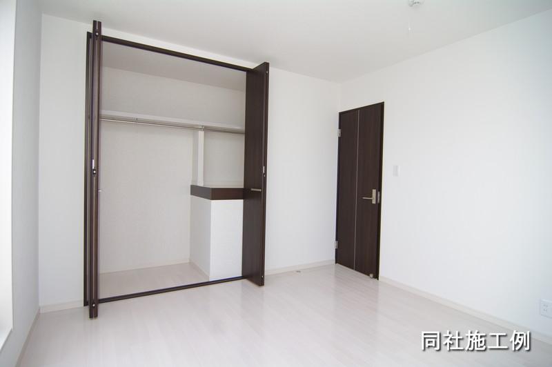 Same specifications photos (Other introspection)