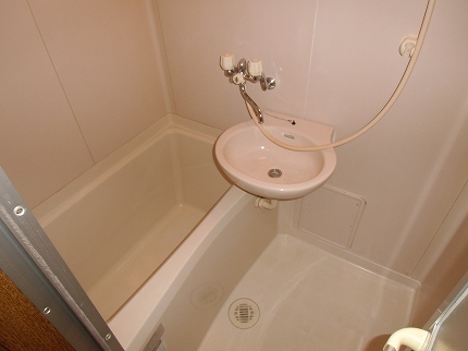 Bath. Bathroom