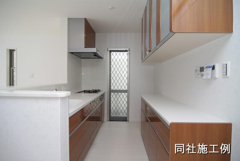 Same specifications photo (kitchen)