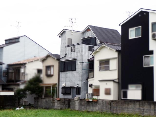 Local appearance photo. Appearance as viewed from the east. The east side is idyllic in the rural scenery.