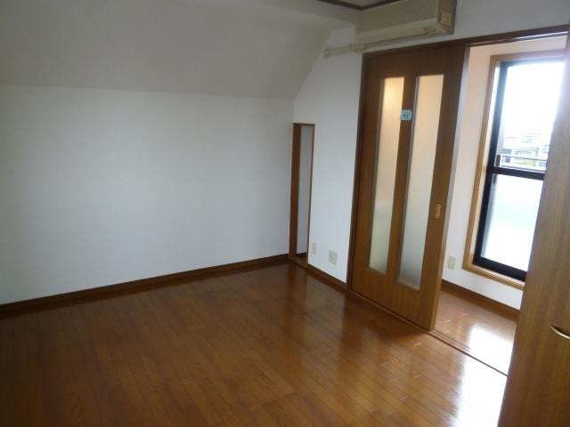 Non-living room. Indoor (November 9, 2013) Shooting