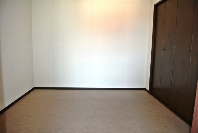 Other room space. Comfortable sleep is likely to take.