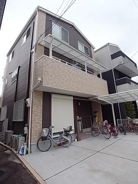 Local appearance photo