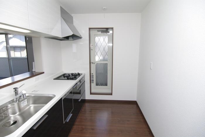 Kitchen. You go out on the balcony from the kitchen next to!