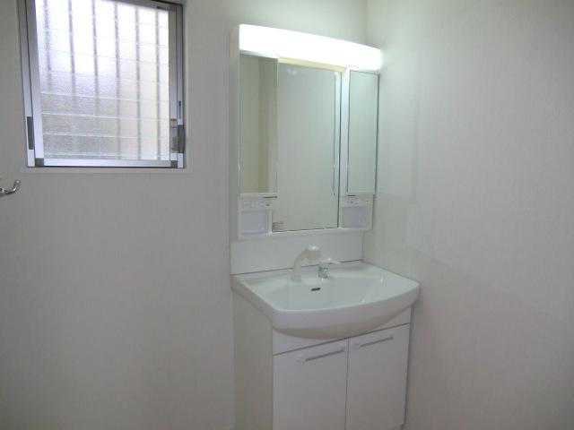 Other Equipment. Same specifications photos (washroom)