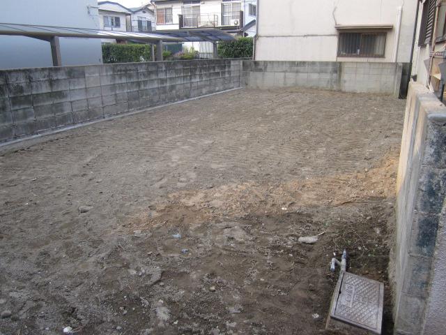 Local land photo. Property (from the southeast side)