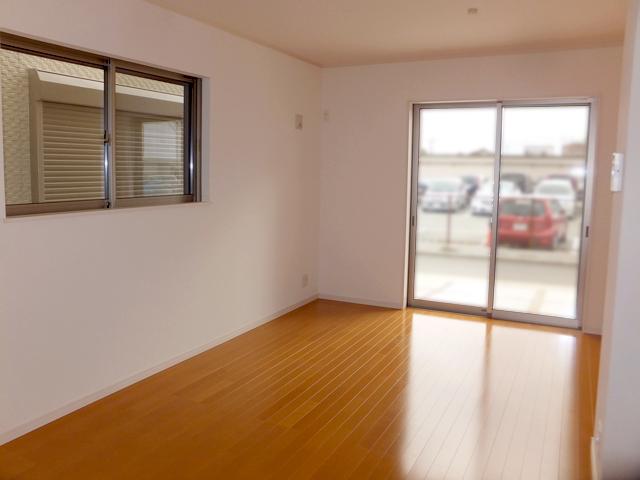 Same specifications photos (living). (No. 3 point) same specification