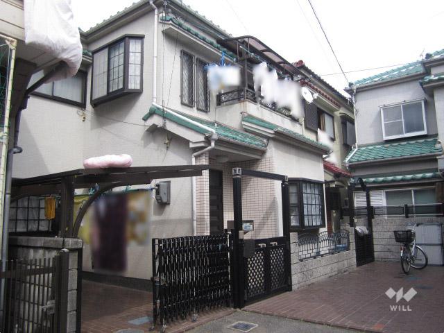 Local appearance photo. Property appearance (from the southeast side)