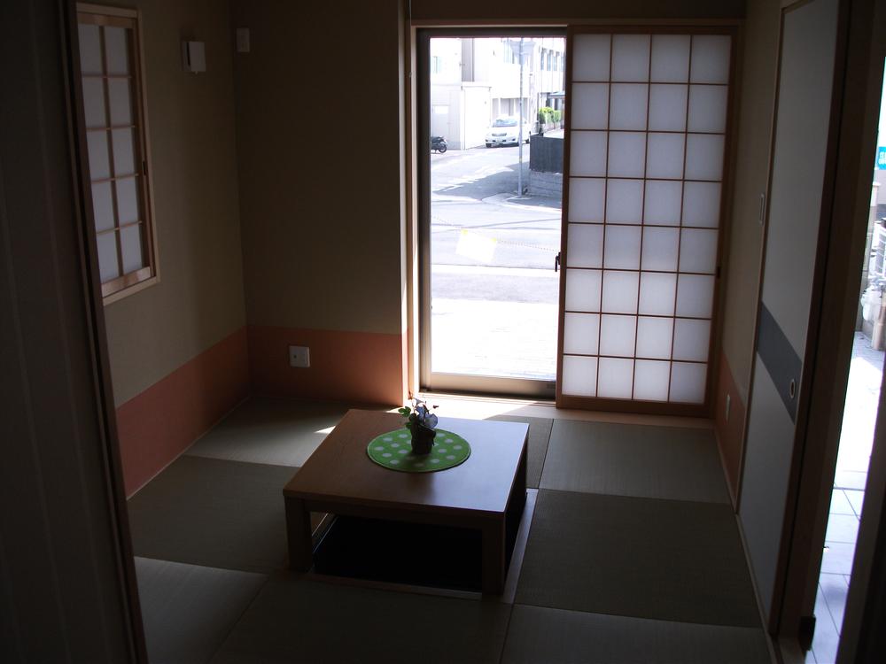 Other introspection. ◆ Japanese-style room