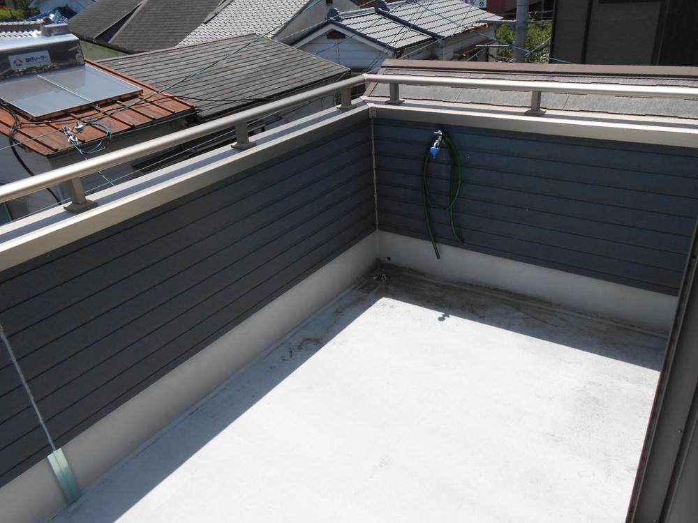 Balcony. Local (May 2013) Shooting