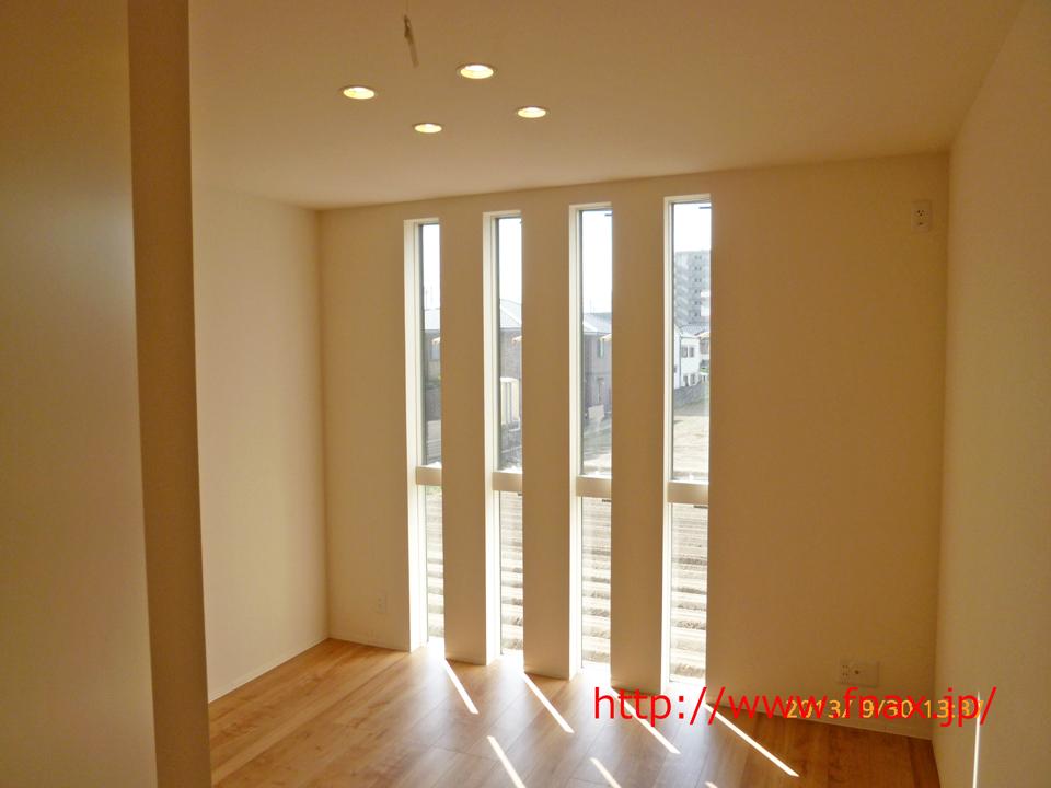 Non-living room. Indoor (September 2013) Shooting