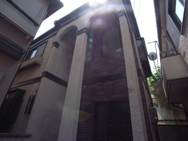 Local appearance photo