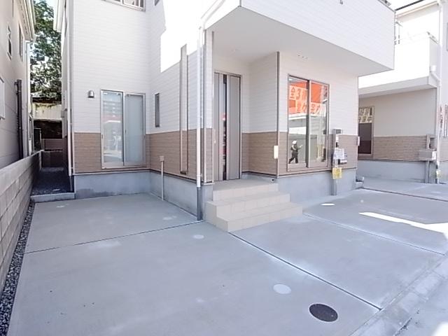 Local appearance photo