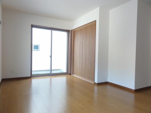 Living. LDK15.12 Pledge