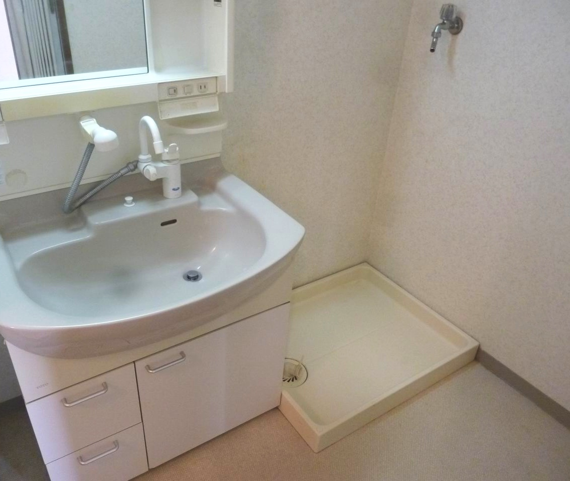 Washroom. The washroom There is also a washing machine inside the room