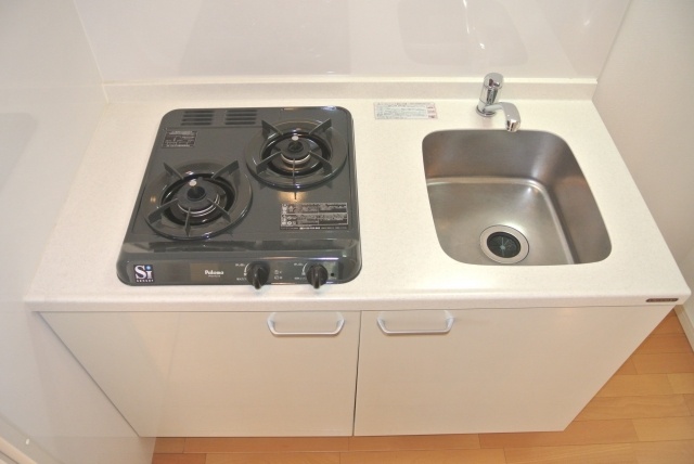 Kitchen. 2-neck Gasukitchin