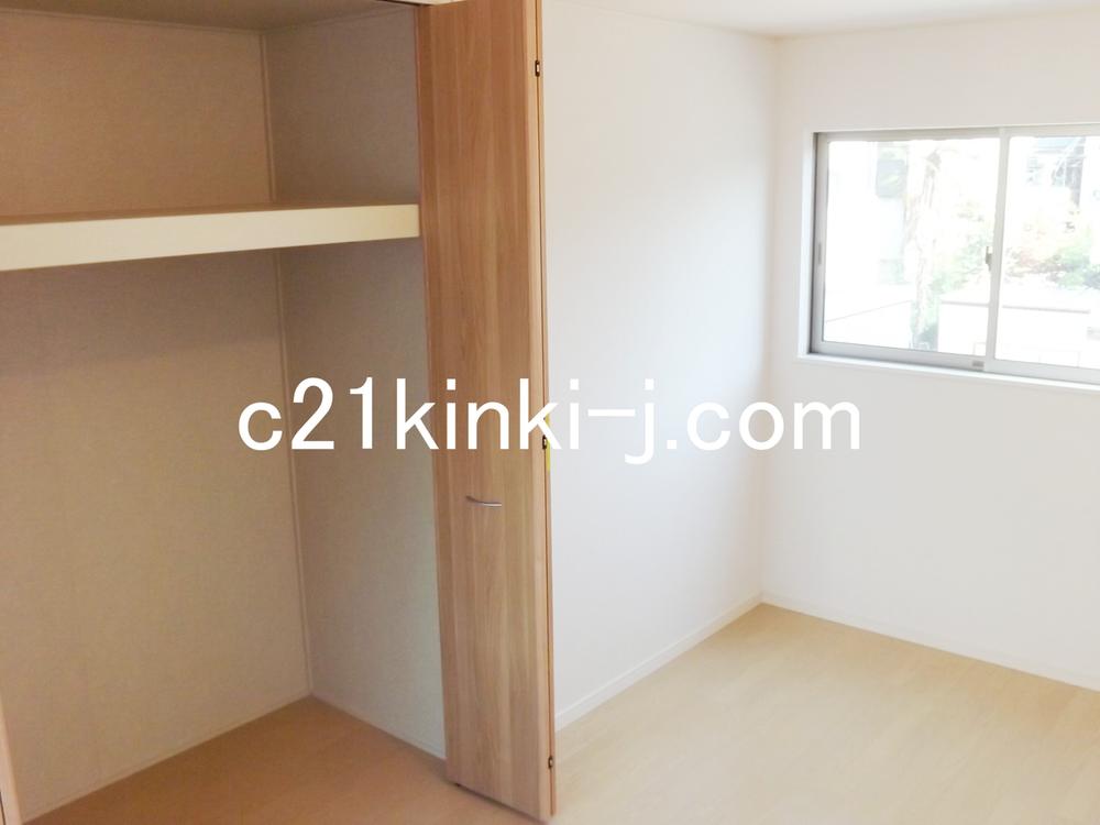 Other introspection. Local photos (Western-style)