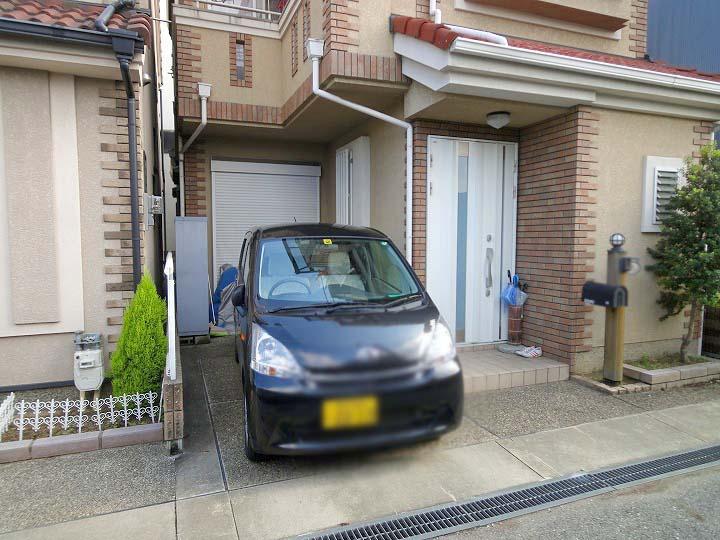 Parking lot. Second floor Japanese-style storage capacity abundant in wall-to-wall storage!