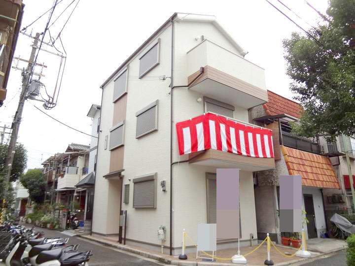 Local appearance photo. Russia - Song 1-minute walk Ion and Costco is also available conveniently located near!