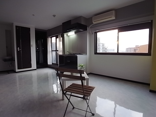 Living and room