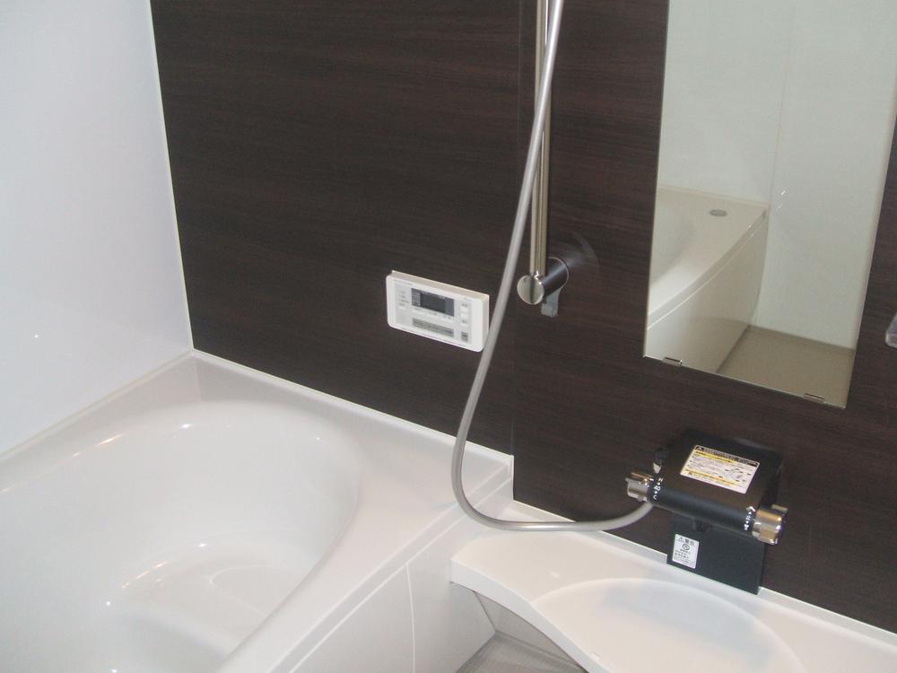 Same specifications photo (bathroom).  ◆ Bathroom same specifications