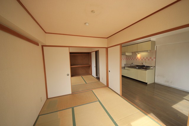 Living and room